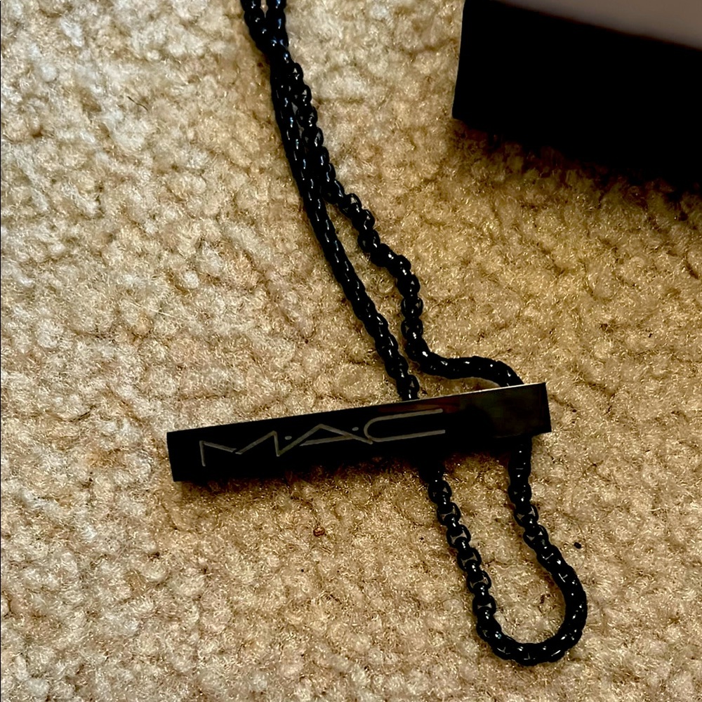 MAC Cosmetics Black Artist’s Necklace HTF! Rare!